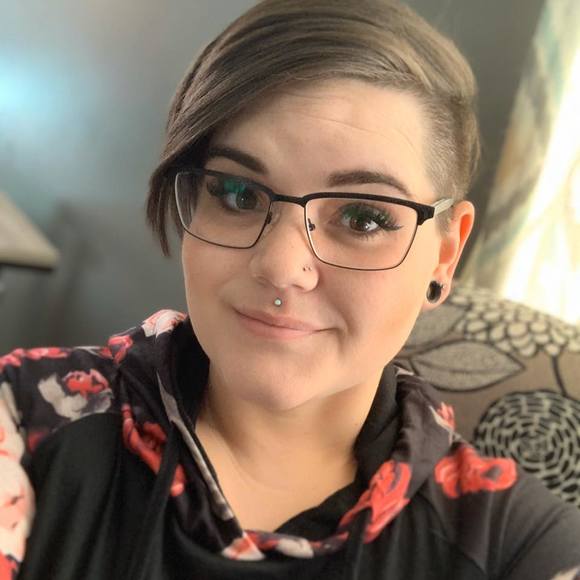 Meet your Posher, Kelsie - Picture 1 of 1